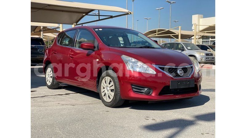 Big with watermark nissan tiida ashanti import dubai 13456