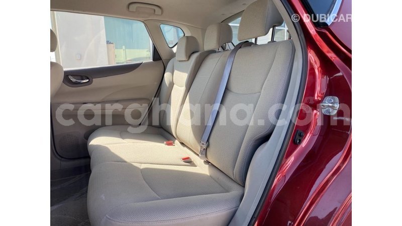 Big with watermark nissan tiida ashanti import dubai 13456