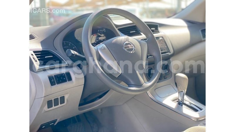 Big with watermark nissan tiida ashanti import dubai 13456