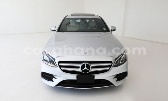 Buy Import Mercedes‒Benz 1117 Other Truck in Import - Dubai in Ashanti Buy Import Mercedes‒Benz 1117 Other Truck in Import - Dubai in Ashanti
