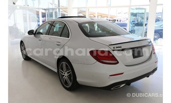 Buy Import Mercedes‒Benz 1117 Other Truck in Import - Dubai in Ashanti Buy Import Mercedes‒Benz 1117 Other Truck in Import - Dubai in Ashanti