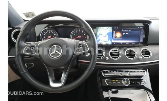 Buy Import Mercedes‒Benz 1117 Other Truck in Import - Dubai in Ashanti Buy Import Mercedes‒Benz 1117 Other Truck in Import - Dubai in Ashanti