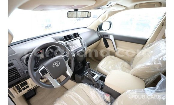 Sayi Imported Toyota Prado White Mota in Import - Dubai a Ashanti Sayi Imported Toyota Prado White Mota in Import - Dubai a Ashanti