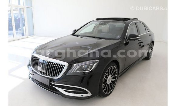 Buy Import Mercedes‒Benz 1117 Black Truck in Import - Dubai in Ashanti Buy Import Mercedes‒Benz 1117 Black Truck in Import - Dubai in Ashanti