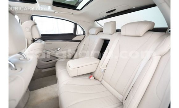 Buy Import Mercedes‒Benz 1117 Black Truck in Import - Dubai in Ashanti Buy Import Mercedes‒Benz 1117 Black Truck in Import - Dubai in Ashanti