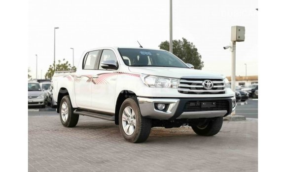 Buy Import Toyota Hilux White Car in Import - Dubai in Ashanti Buy Import Toyota Hilux White Car in Import - Dubai in Ashanti