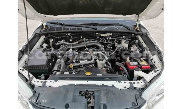 Buy Import Toyota Hilux White Car in Import - Dubai in Ashanti Buy Import Toyota Hilux White Car in Import - Dubai in Ashanti