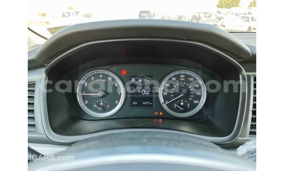 Sayi Imported Hyundai Sonata White Mota in Import - Dubai a Ashanti Sayi Imported Hyundai Sonata White Mota in Import - Dubai a Ashanti