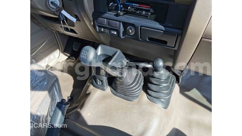 Big with watermark toyota land cruiser ashanti import dubai 13473