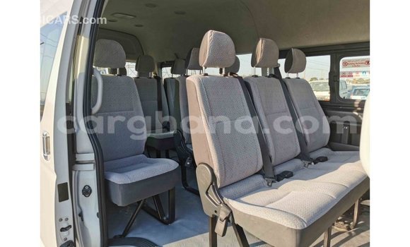 Ra Imported Toyota Hiace funfun Ọkọ̀ in Import - Dubai ni Ashanti Ra Imported Toyota Hiace funfun Ọkọ̀ in Import - Dubai ni Ashanti