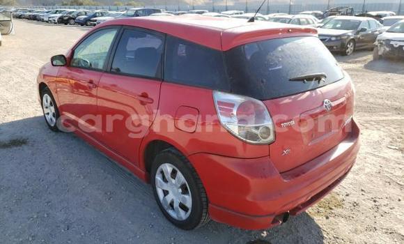 Sayi Na hannu Toyota Matrix Red Mota in Accra a Greater Accra