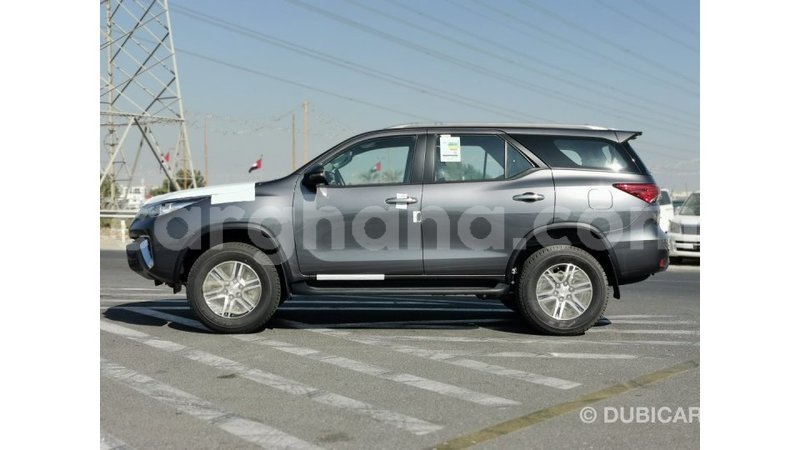 Big with watermark toyota fortuner ashanti import dubai 13488