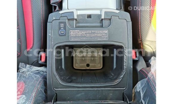 Buy Import Toyota Land Cruiser White Car in Import - Dubai in Ashanti Buy Import Toyota Land Cruiser White Car in Import - Dubai in Ashanti