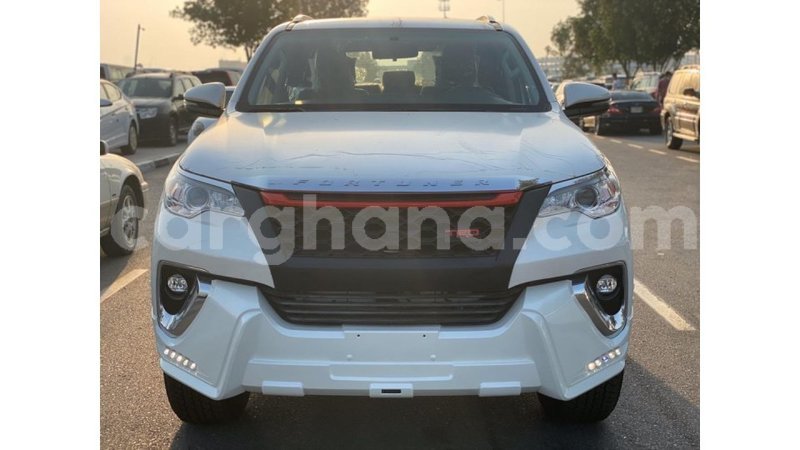 Big with watermark toyota fortuner ashanti import dubai 13494