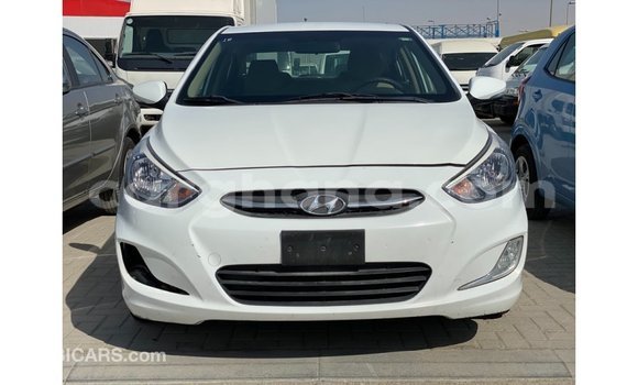 Buy Import Hyundai Accent White Car in Import - Dubai in Ashanti Buy Import Hyundai Accent White Car in Import - Dubai in Ashanti
