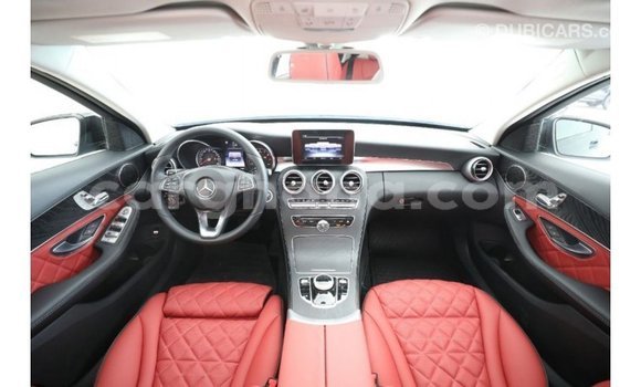 Buy Import Mercedes‒Benz 1117 Black Truck in Import - Dubai in Ashanti Buy Import Mercedes‒Benz 1117 Black Truck in Import - Dubai in Ashanti