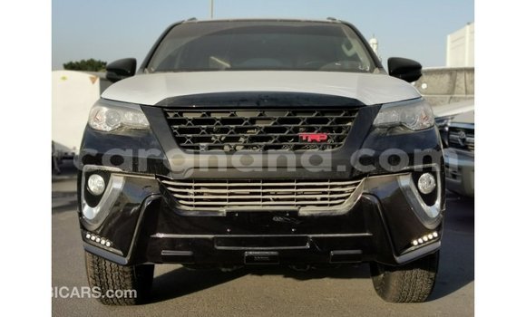 Buy Import Toyota Fortuner Black Car in Import - Dubai in Ashanti Buy Import Toyota Fortuner Black Car in Import - Dubai in Ashanti