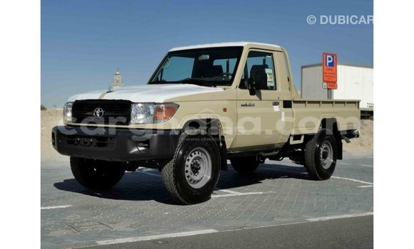 Buy Import Toyota Land Cruiser Beige Car in Import - Dubai in Ashanti Buy Import Toyota Land Cruiser Beige Car in Import - Dubai in Ashanti