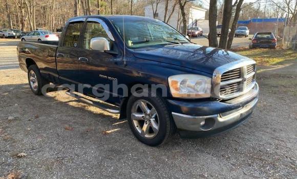 Sayi Na hannu Dodge RAM Black Mota in Tema a Greater Accra