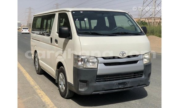 Sayi Imported Toyota Hiace White Mota in Import - Dubai a Ashanti Sayi Imported Toyota Hiace White Mota in Import - Dubai a Ashanti