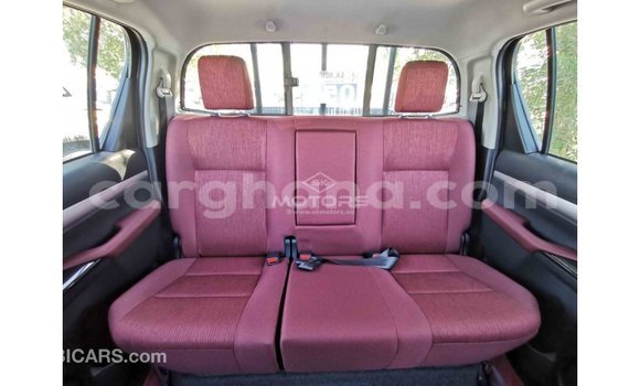 Ra Imported Toyota Hilux Black Ọkọ̀ in Import - Dubai ni Ashanti Ra Imported Toyota Hilux Black Ọkọ̀ in Import - Dubai ni Ashanti