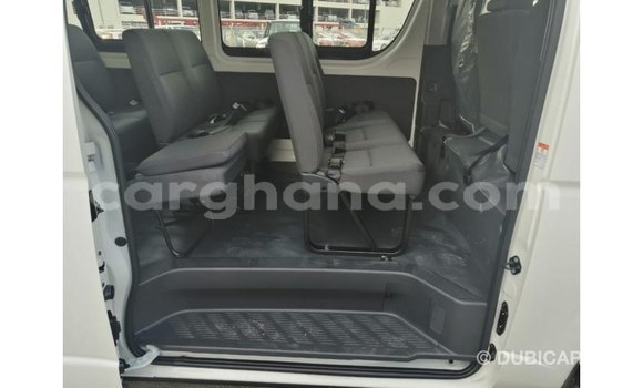 Sayi Imported Toyota Hiace White Mota in Import - Dubai a Ashanti Sayi Imported Toyota Hiace White Mota in Import - Dubai a Ashanti
