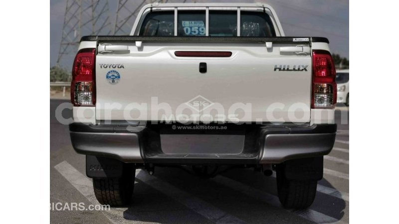 Big with watermark toyota hilux ashanti import dubai 13575