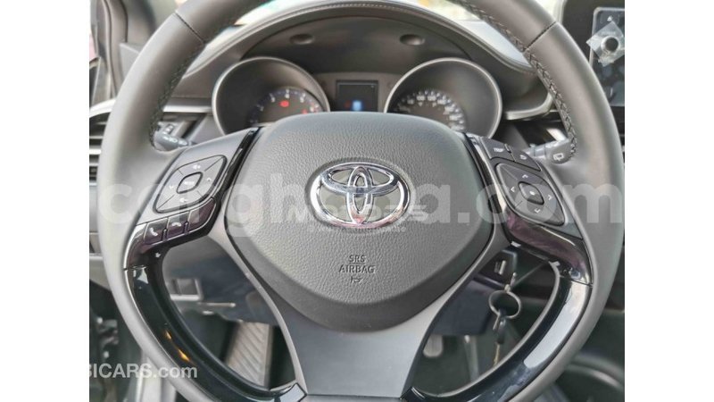 Big with watermark toyota c hr ashanti import dubai 13584