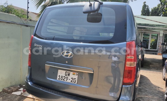 Buy Used Hyundai Starex Blue Car in Accra in Greater Accra Buy Used Hyundai Starex Blue Car in Accra in Greater Accra