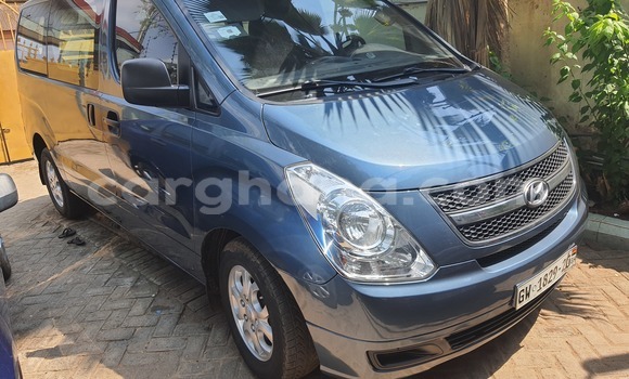 Buy Used Hyundai Starex Blue Car in Accra in Greater Accra Buy Used Hyundai Starex Blue Car in Accra in Greater Accra