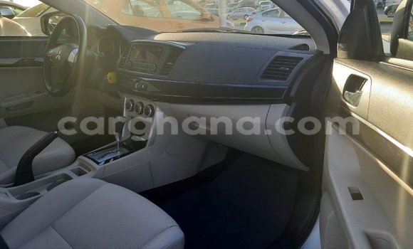 Sayi Imported Mitsubishi Lancer White Mota in Import - Dubai a Ashanti Sayi Imported Mitsubishi Lancer White Mota in Import - Dubai a Ashanti