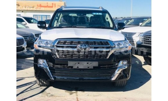 Ra Imported Toyota Land Cruiser Black Ọkọ̀ in Import - Dubai ni Ashanti Ra Imported Toyota Land Cruiser Black Ọkọ̀ in Import - Dubai ni Ashanti