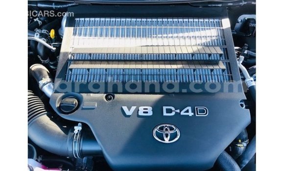 Ra Imported Toyota Land Cruiser Black Ọkọ̀ in Import - Dubai ni Ashanti Ra Imported Toyota Land Cruiser Black Ọkọ̀ in Import - Dubai ni Ashanti