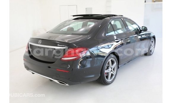 Buy Import Mercedes‒Benz 1117 Black Truck in Import - Dubai in Ashanti Buy Import Mercedes‒Benz 1117 Black Truck in Import - Dubai in Ashanti