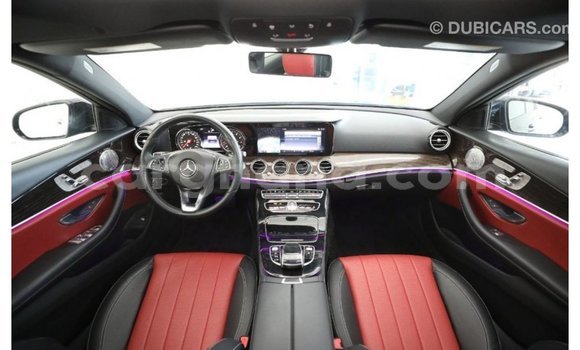 Buy Import Mercedes‒Benz 1117 Black Truck in Import - Dubai in Ashanti Buy Import Mercedes‒Benz 1117 Black Truck in Import - Dubai in Ashanti