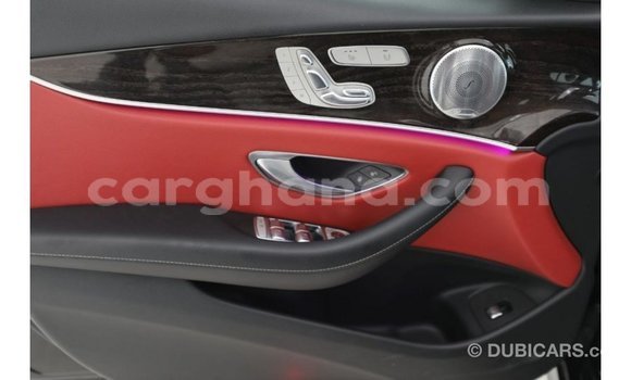 Buy Import Mercedes‒Benz 1117 Black Truck in Import - Dubai in Ashanti Buy Import Mercedes‒Benz 1117 Black Truck in Import - Dubai in Ashanti