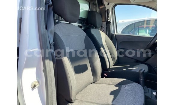 Buy Import Renault 18 White Car in Import - Dubai in Ashanti Buy Import Renault 18 White Car in Import - Dubai in Ashanti