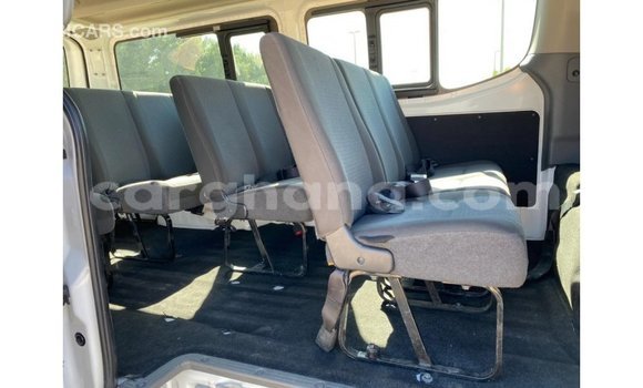 Sayi Imported Nissan Urvan White Mota in Import - Dubai a Ashanti Sayi Imported Nissan Urvan White Mota in Import - Dubai a Ashanti