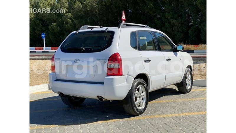 Big with watermark hyundai tucson ashanti import dubai 13611