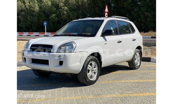 Ra Imported Hyundai Tucson funfun Ọkọ̀ in Import - Dubai ni Ashanti Ra Imported Hyundai Tucson funfun Ọkọ̀ in Import - Dubai ni Ashanti