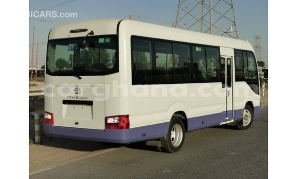 Sayi Imported Toyota Coaster White Mota in Import - Dubai a Ashanti Sayi Imported Toyota Coaster White Mota in Import - Dubai a Ashanti