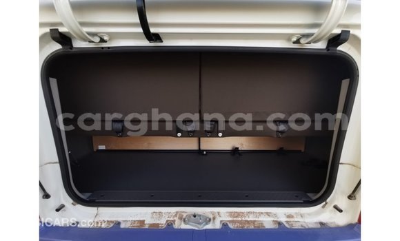 Sayi Imported Toyota Coaster White Mota in Import - Dubai a Ashanti Sayi Imported Toyota Coaster White Mota in Import - Dubai a Ashanti