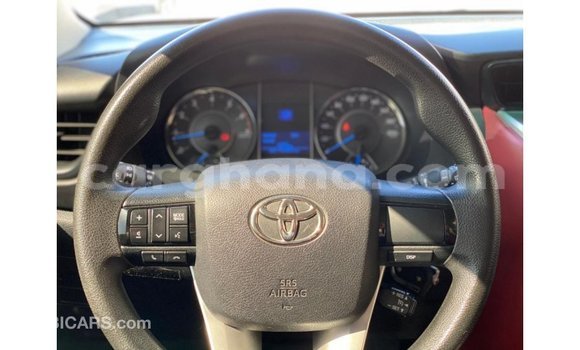 Buy Import Toyota Fortuner White Car in Import - Dubai in Ashanti Buy Import Toyota Fortuner White Car in Import - Dubai in Ashanti