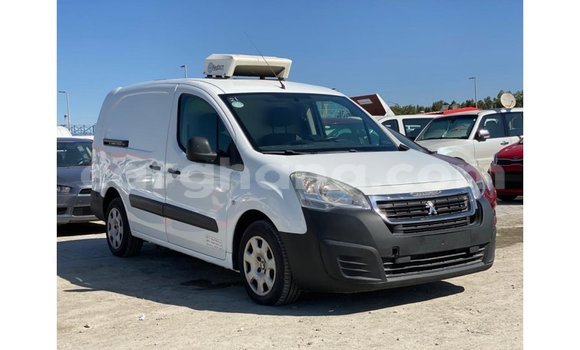 Buy Import Peugeot Partner White Car in Import - Dubai in Ashanti