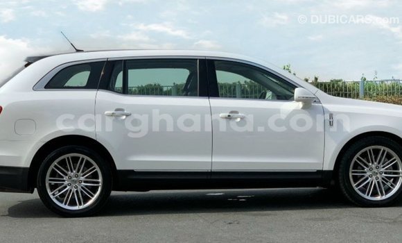 Buy Import Lincoln MKT White Car in Import - Dubai in Ashanti Buy Import Lincoln MKT White Car in Import - Dubai in Ashanti
