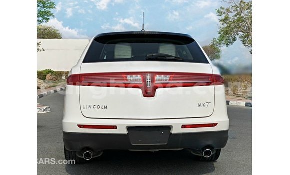 Buy Import Lincoln MKT White Car in Import - Dubai in Ashanti Buy Import Lincoln MKT White Car in Import - Dubai in Ashanti