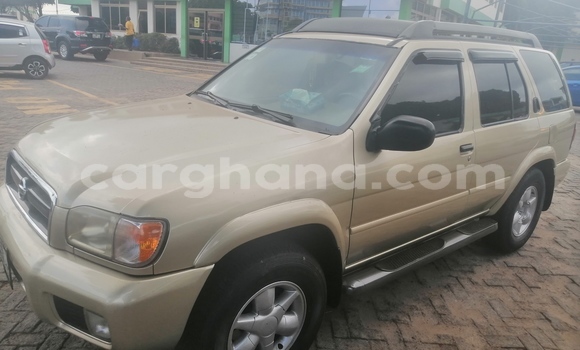Ra Àlòkù Nissan Pathfinder Silver Ọkọ̀ in Accra ni Greater Accra Ra Àlòkù Nissan Pathfinder Silver Ọkọ̀ in Accra ni Greater Accra