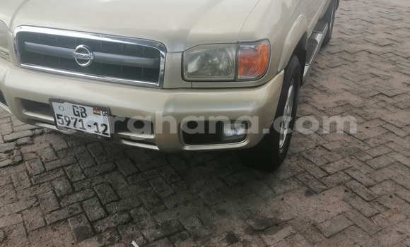Ra Àlòkù Nissan Pathfinder Silver Ọkọ̀ in Accra ni Greater Accra Ra Àlòkù Nissan Pathfinder Silver Ọkọ̀ in Accra ni Greater Accra