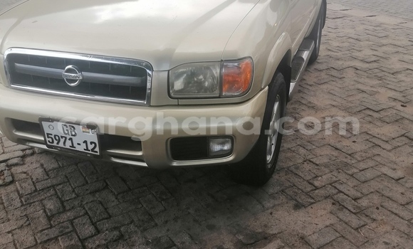 Ra Àlòkù Nissan Pathfinder Silver Ọkọ̀ in Accra ni Greater Accra Ra Àlòkù Nissan Pathfinder Silver Ọkọ̀ in Accra ni Greater Accra