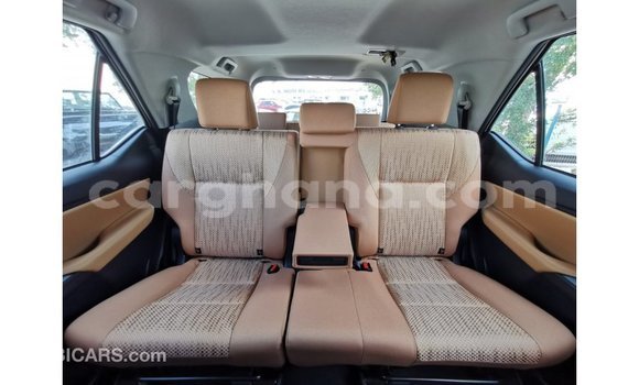 Ra Imported Toyota Fortuner funfun Ọkọ̀ in Import - Dubai ni Ashanti Ra Imported Toyota Fortuner funfun Ọkọ̀ in Import - Dubai ni Ashanti